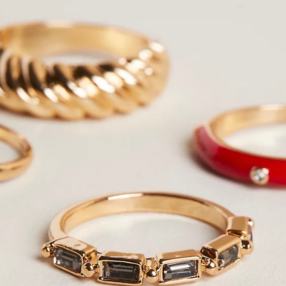 TORRID HEART SIGNET RING SET SIZE 8 - Picture 3 of 7